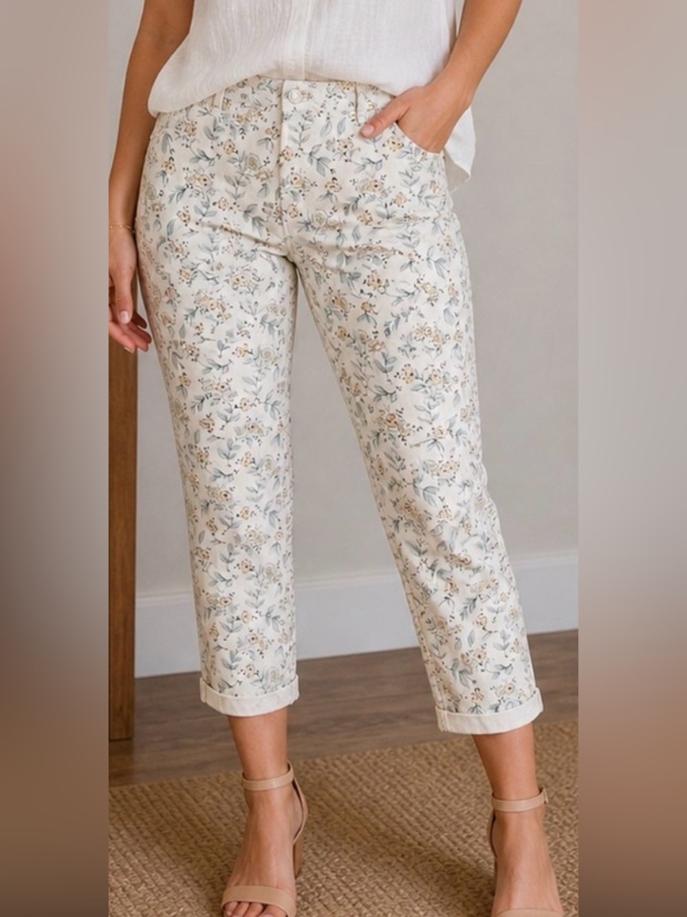 LOFT Cream Floral - Garden Capri Pants